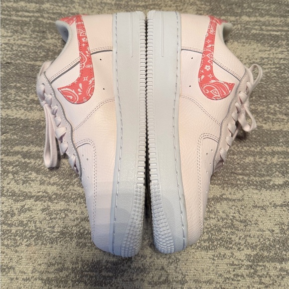 Nike Air Force 1 ‘07 excellent condition - Picture 3 of 7